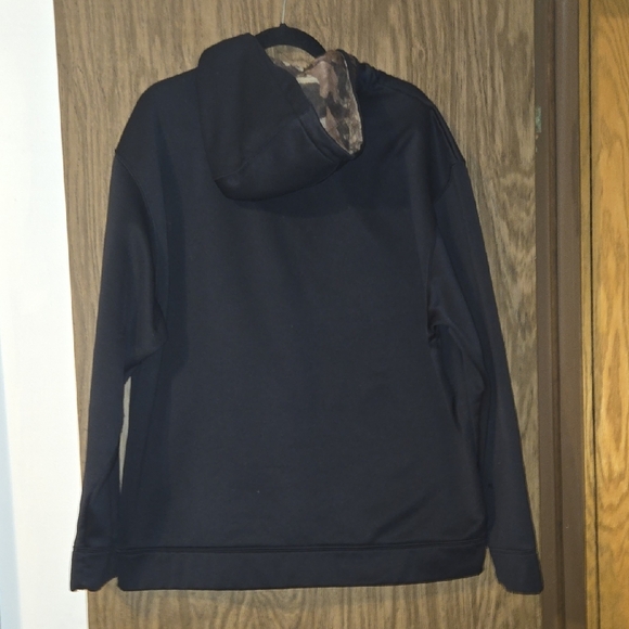Under Armour Black Hoodie with Camouflage Logo - Picture 5 of 5